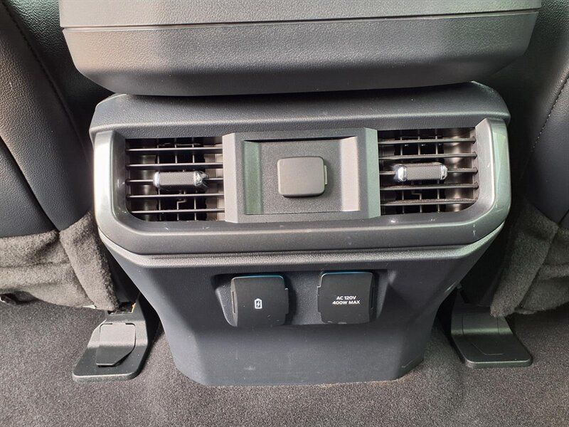 2023 Ford F-150 Lariat - Photo 12