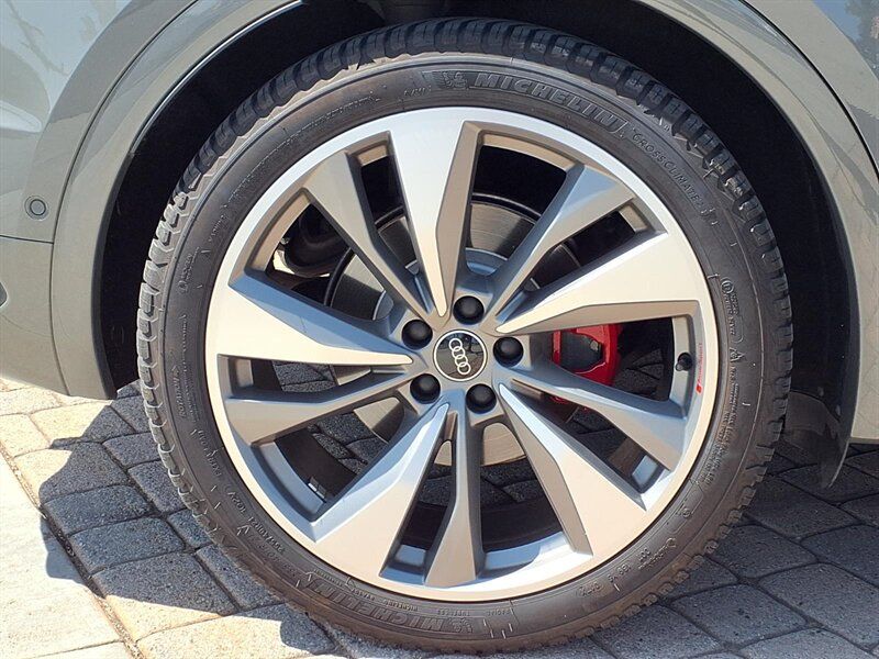 2023 Audi SQ5 Sportback Prestige - Photo 11