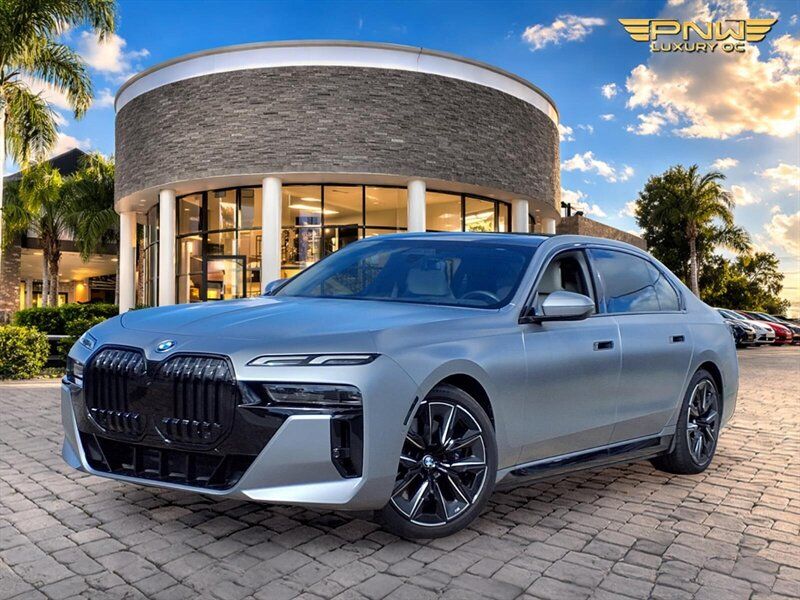 2023 BMW i7 Base