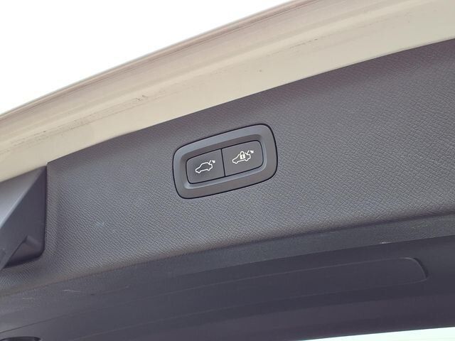 2016 Volvo XC90 Inscription - Photo 7