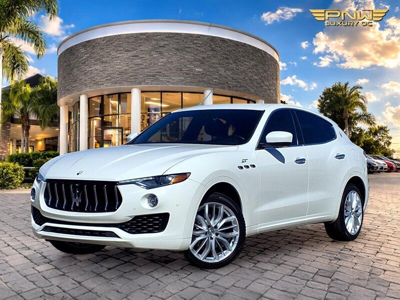 2022 Maserati Levante