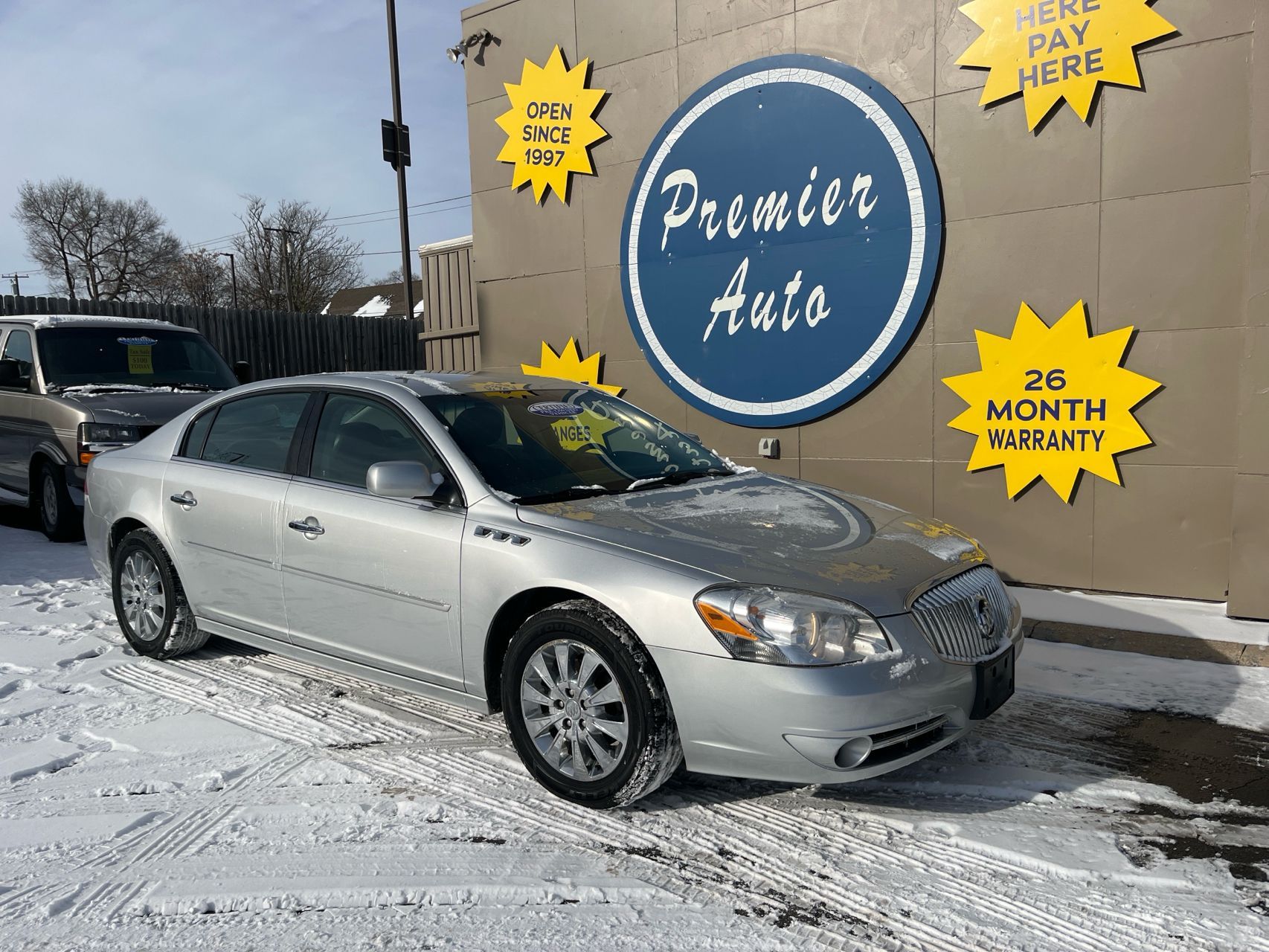 2010 Buick Lucerne CXL's photo