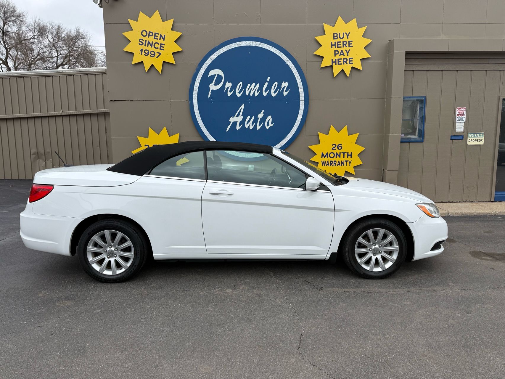 2012 Chrysler 200 Touring