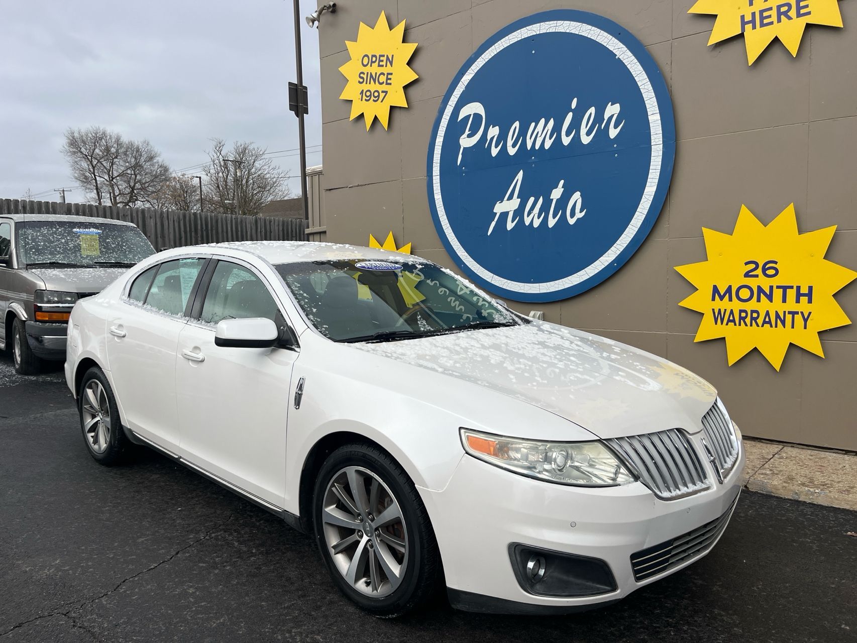 2011 Lincoln MKS Base's photo