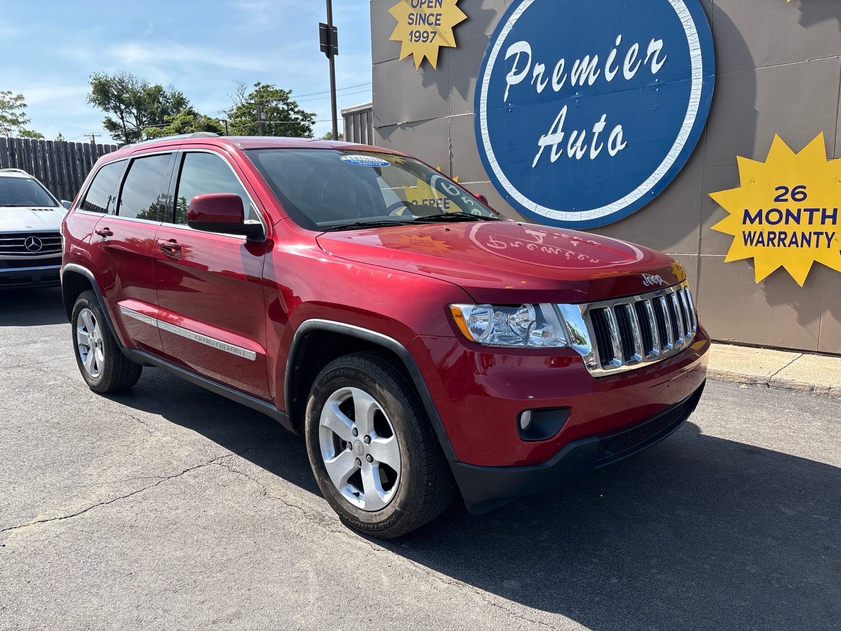2011 Jeep Grand Cherokee's photo