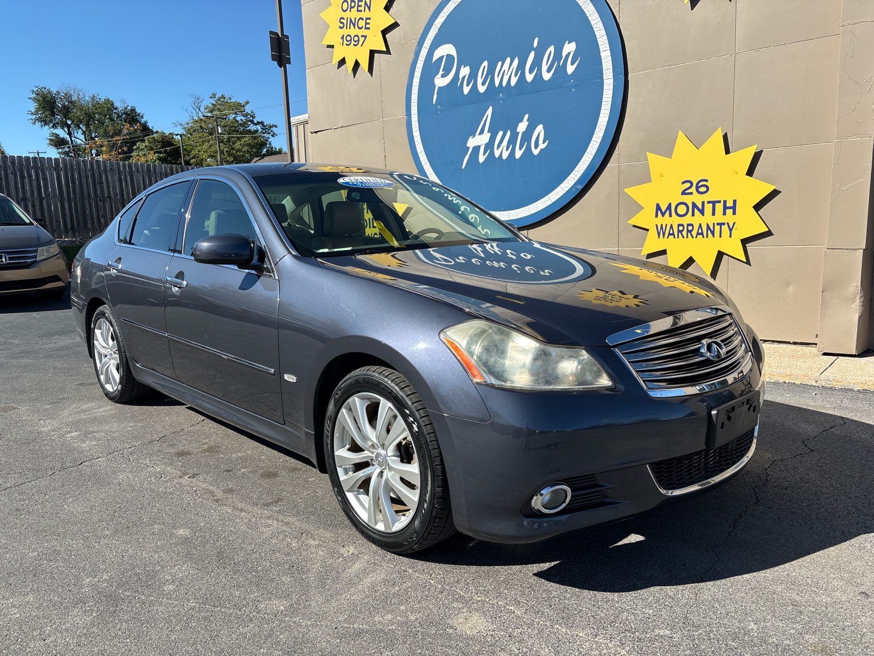 2010 INFINITI M