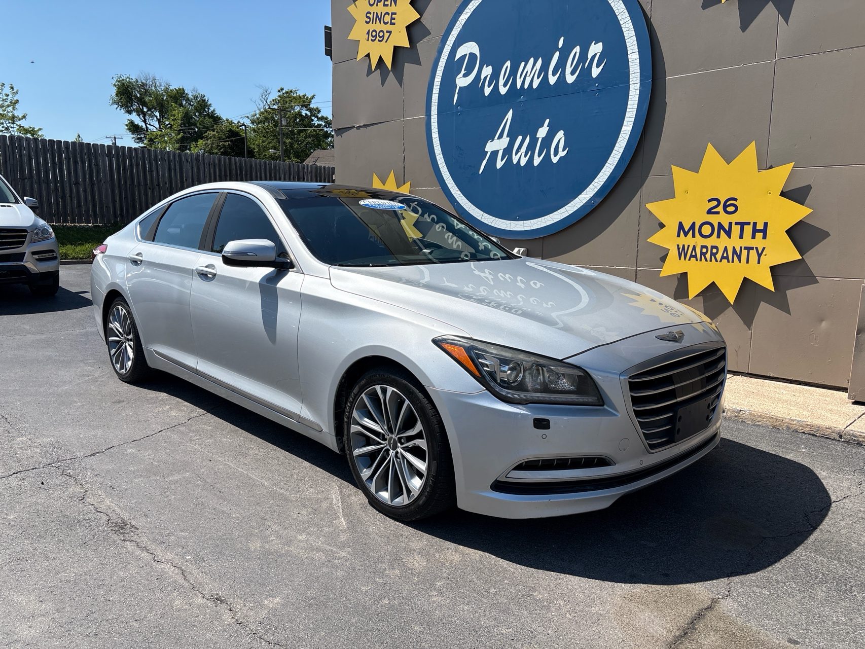 2015 Hyundai Genesis 3.8 RWD's photo