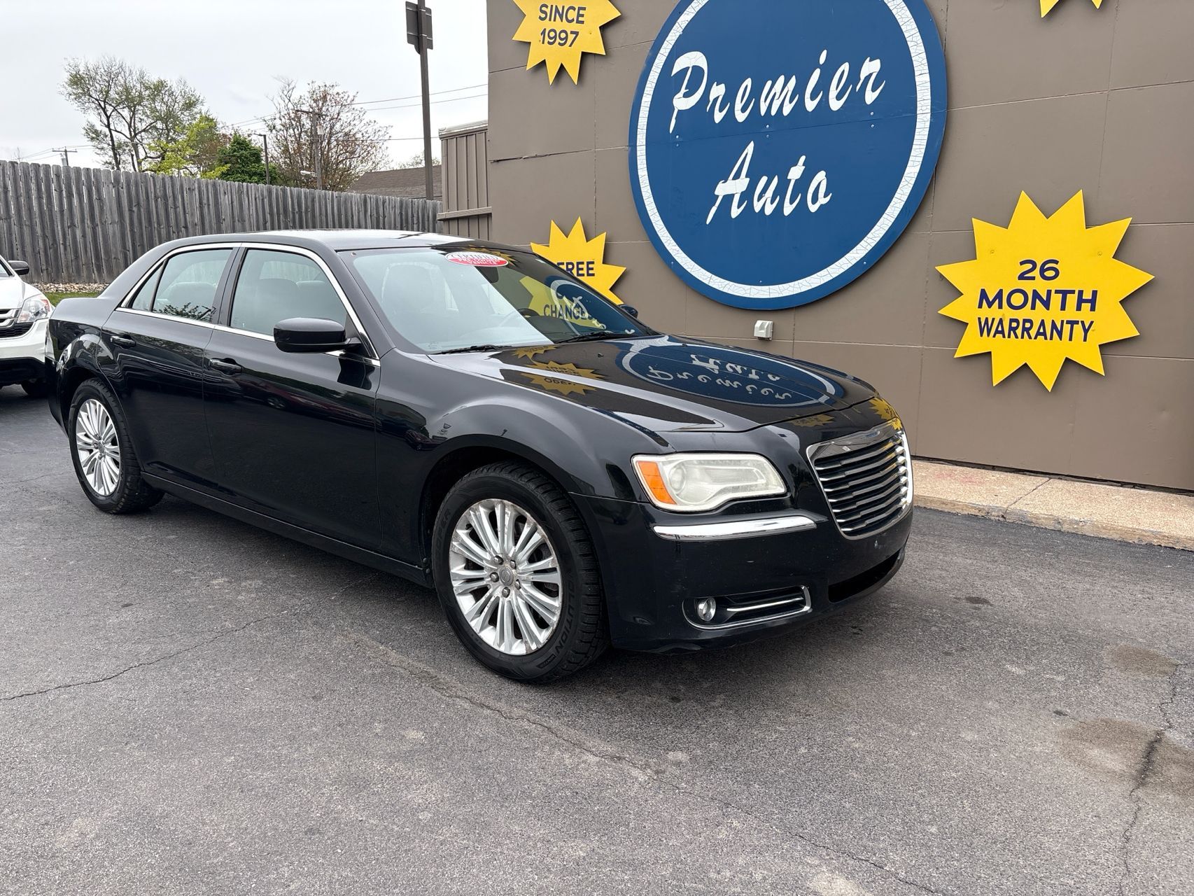2013 Chrysler 300 -'s photo