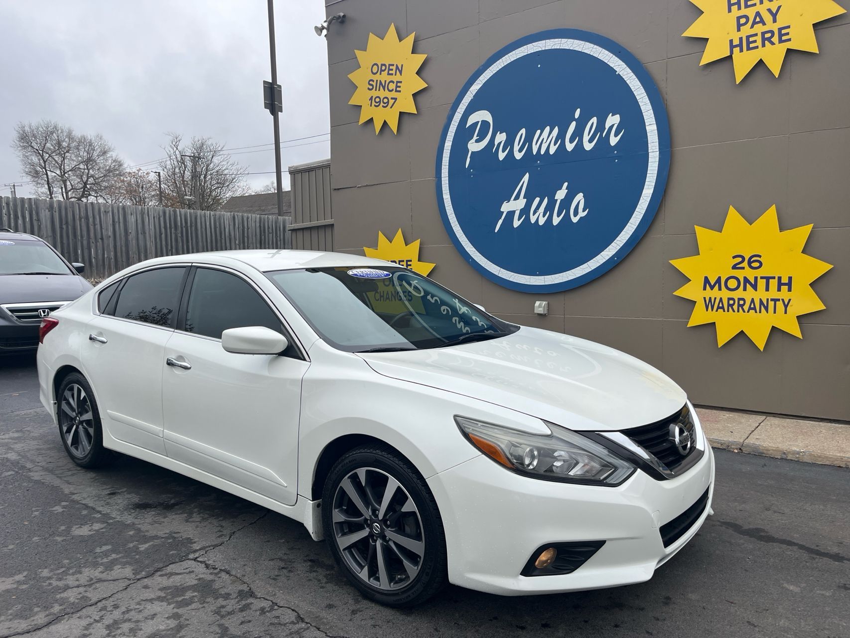 2016 Nissan Altima SR