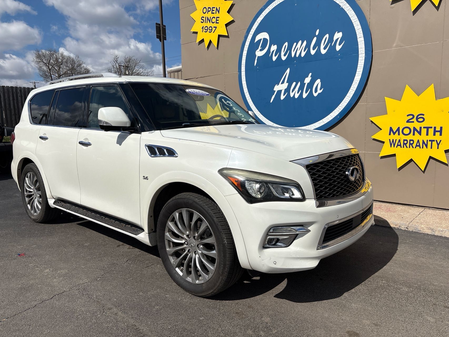 2016 INFINITI QX80 Base