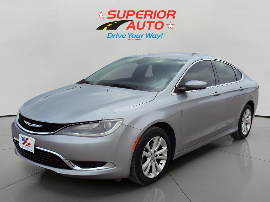 2015 Chrysler 200 Limited's photo