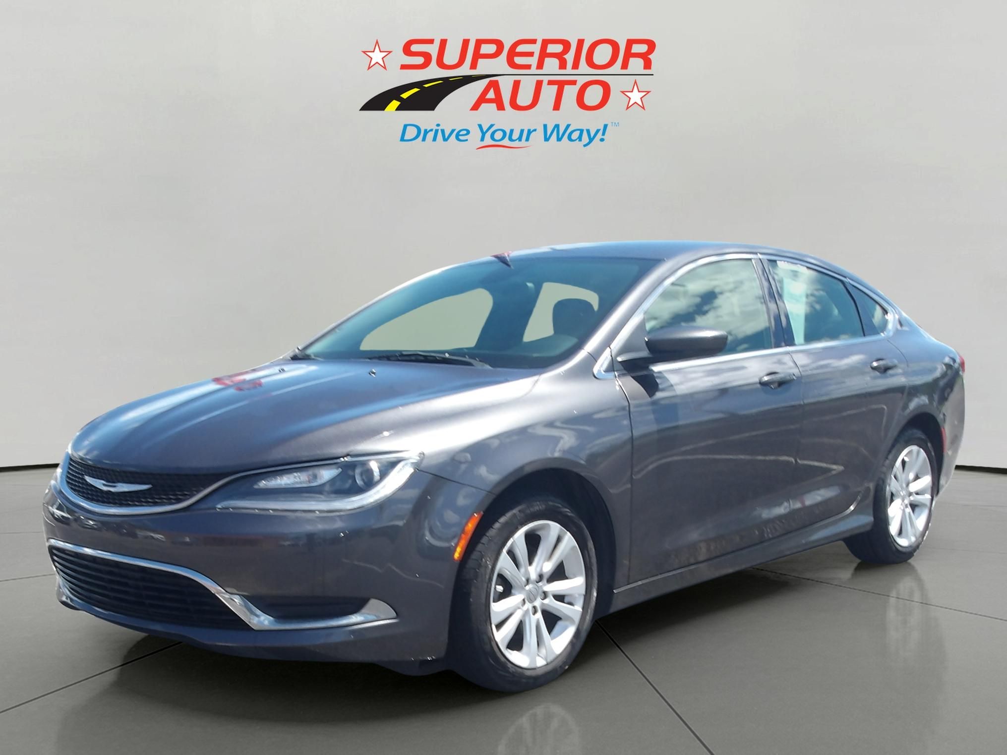 2015 Chrysler 200 Limited's photo