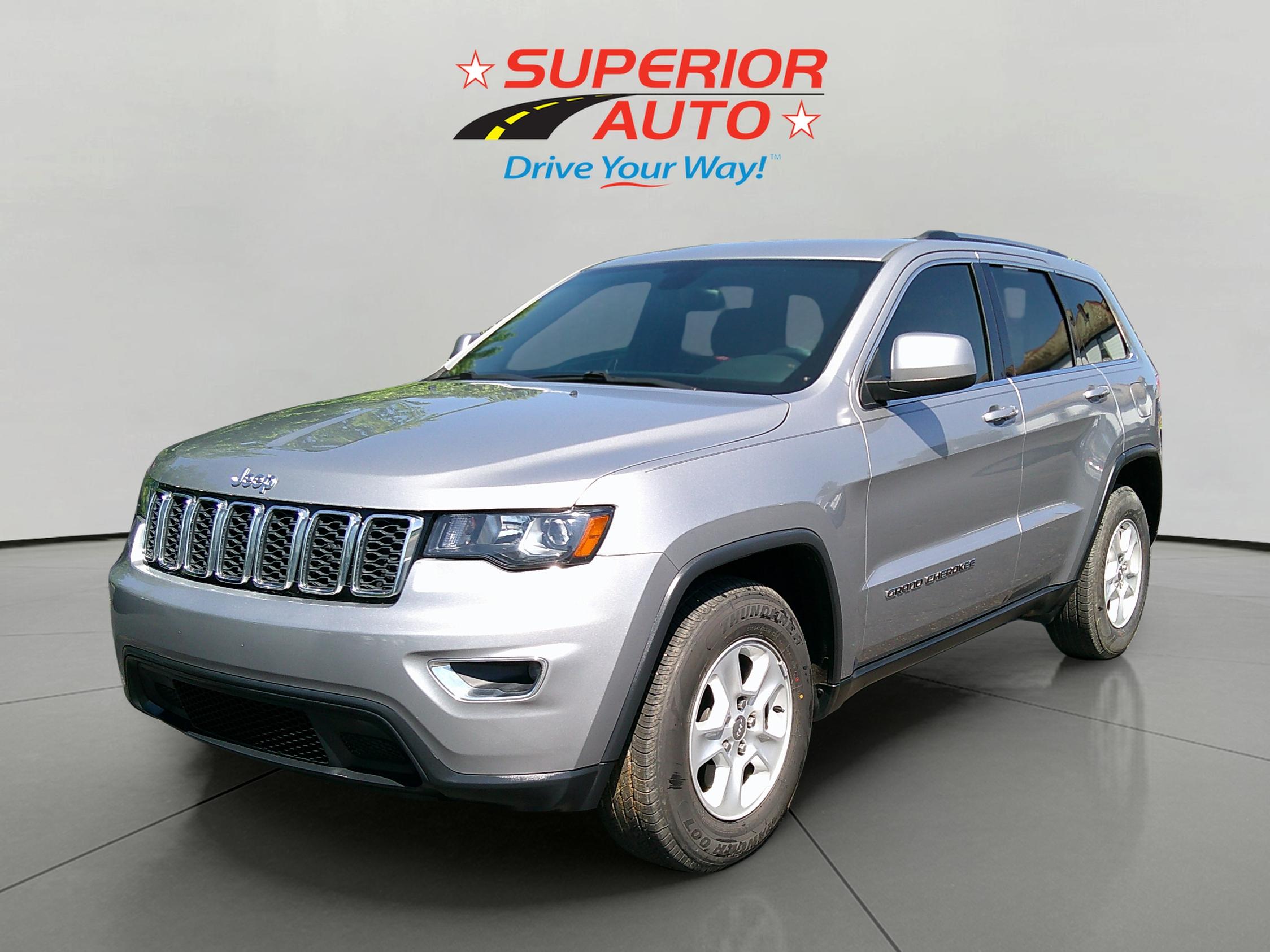 2017 Jeep Grand Cherokee Laredo E's photo