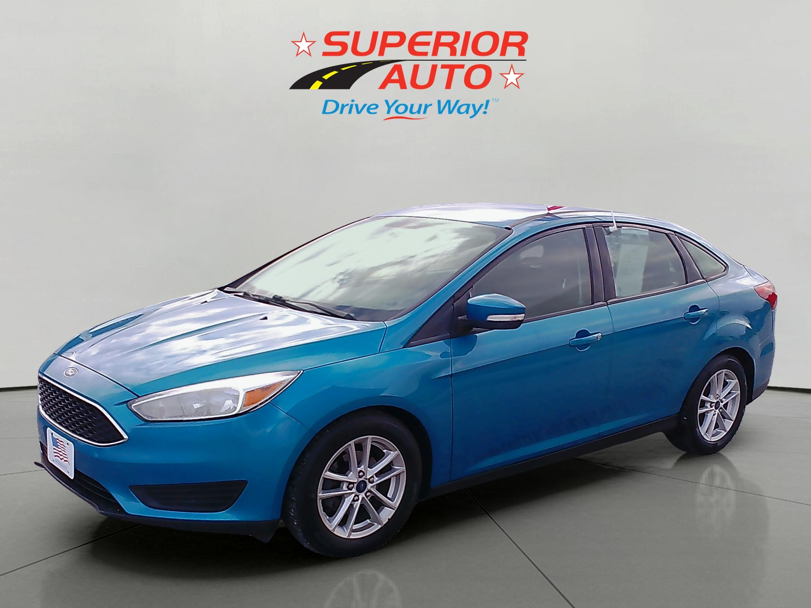 2016 Ford Focus Sedan SE's photo
