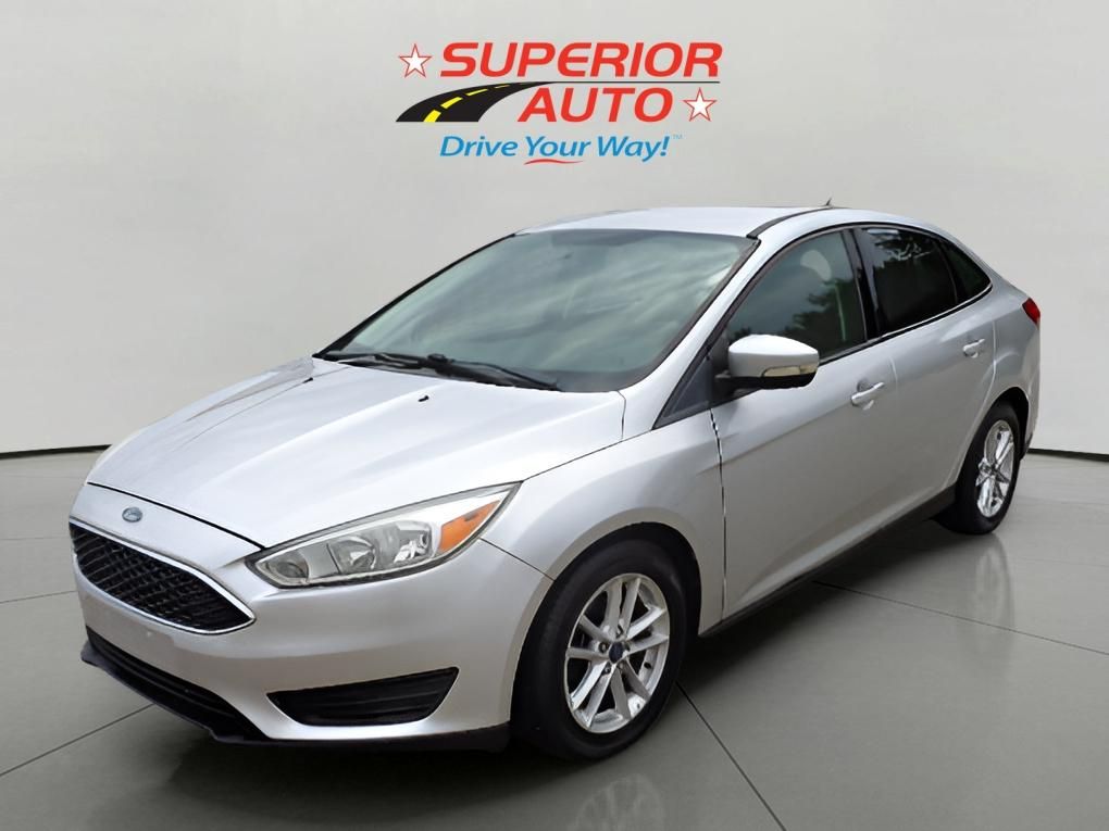 2016 Ford Focus Sedan SE's photo