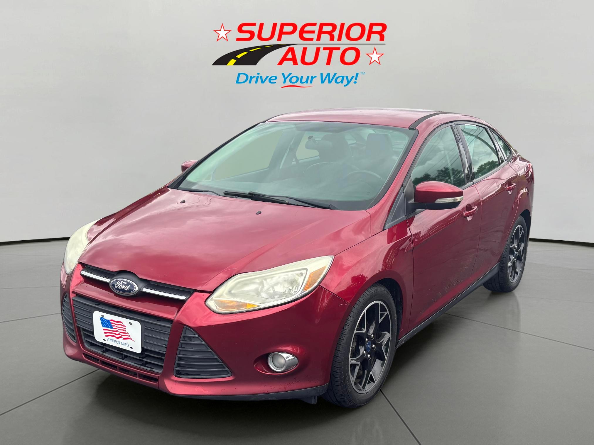 2013 Ford Focus Sedan SE's photo