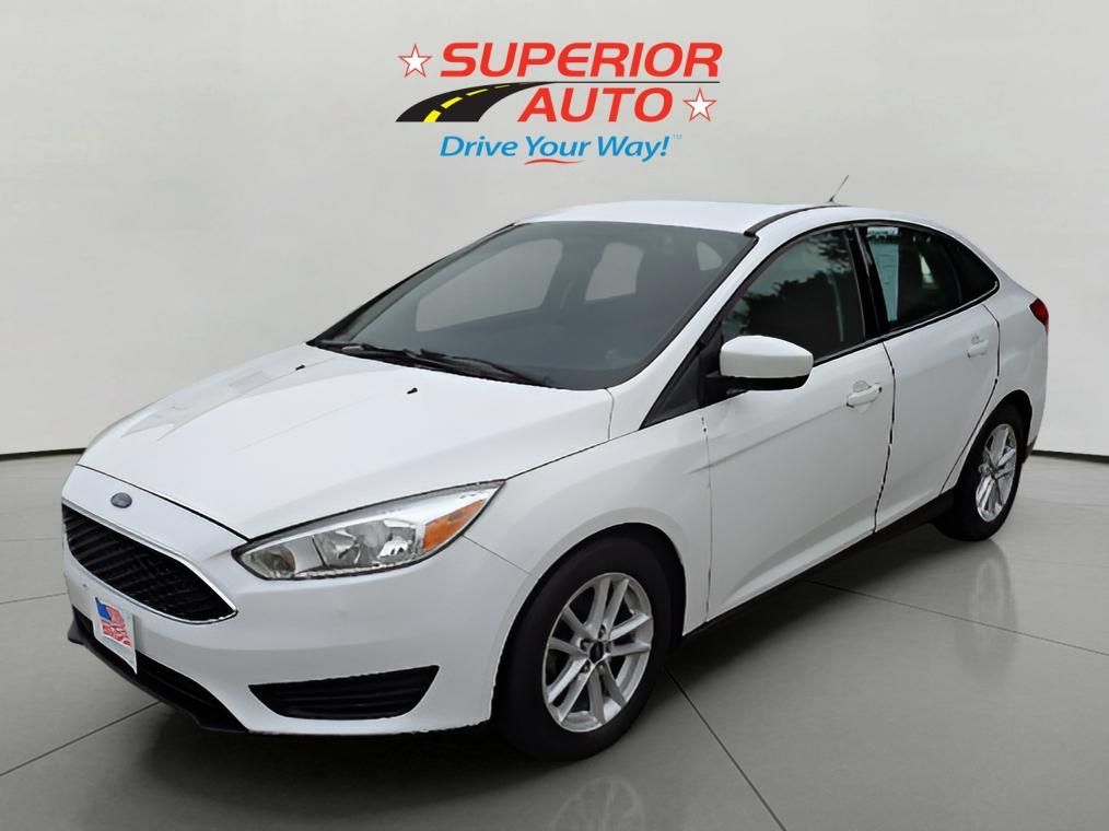 2018 Ford Focus Sedan SE's photo