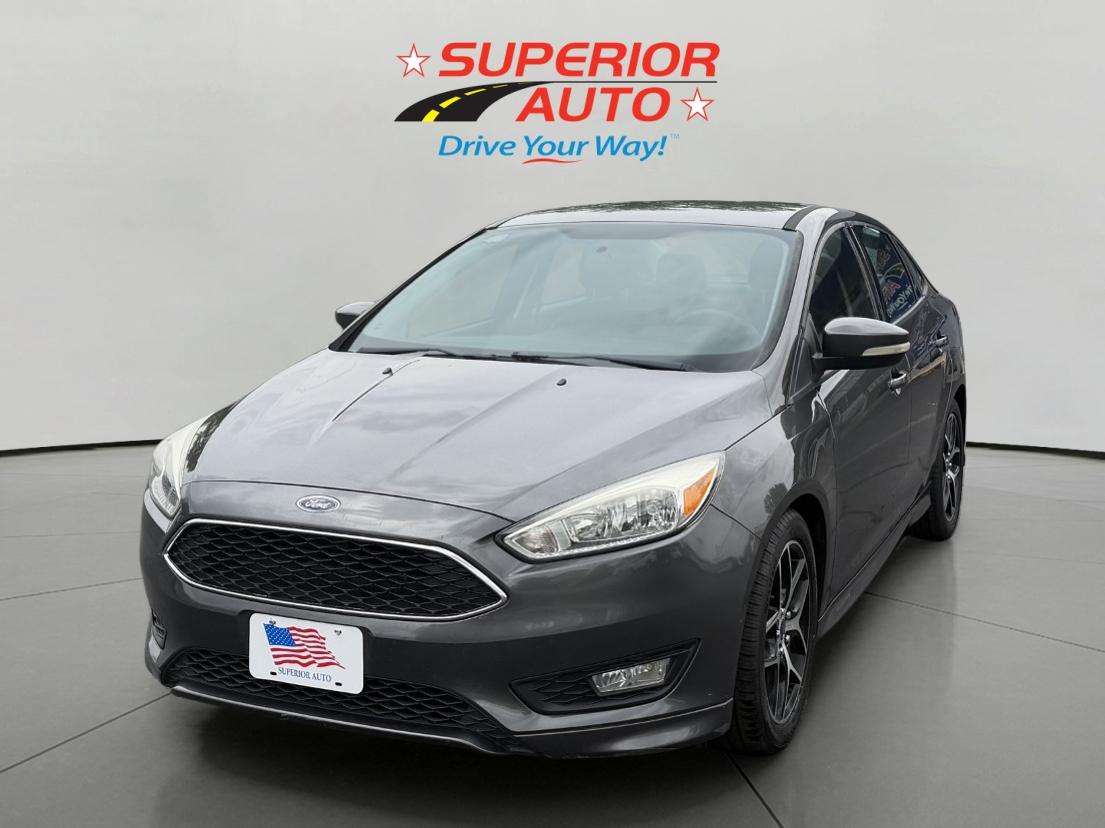2015 Ford Focus Sedan SE's photo