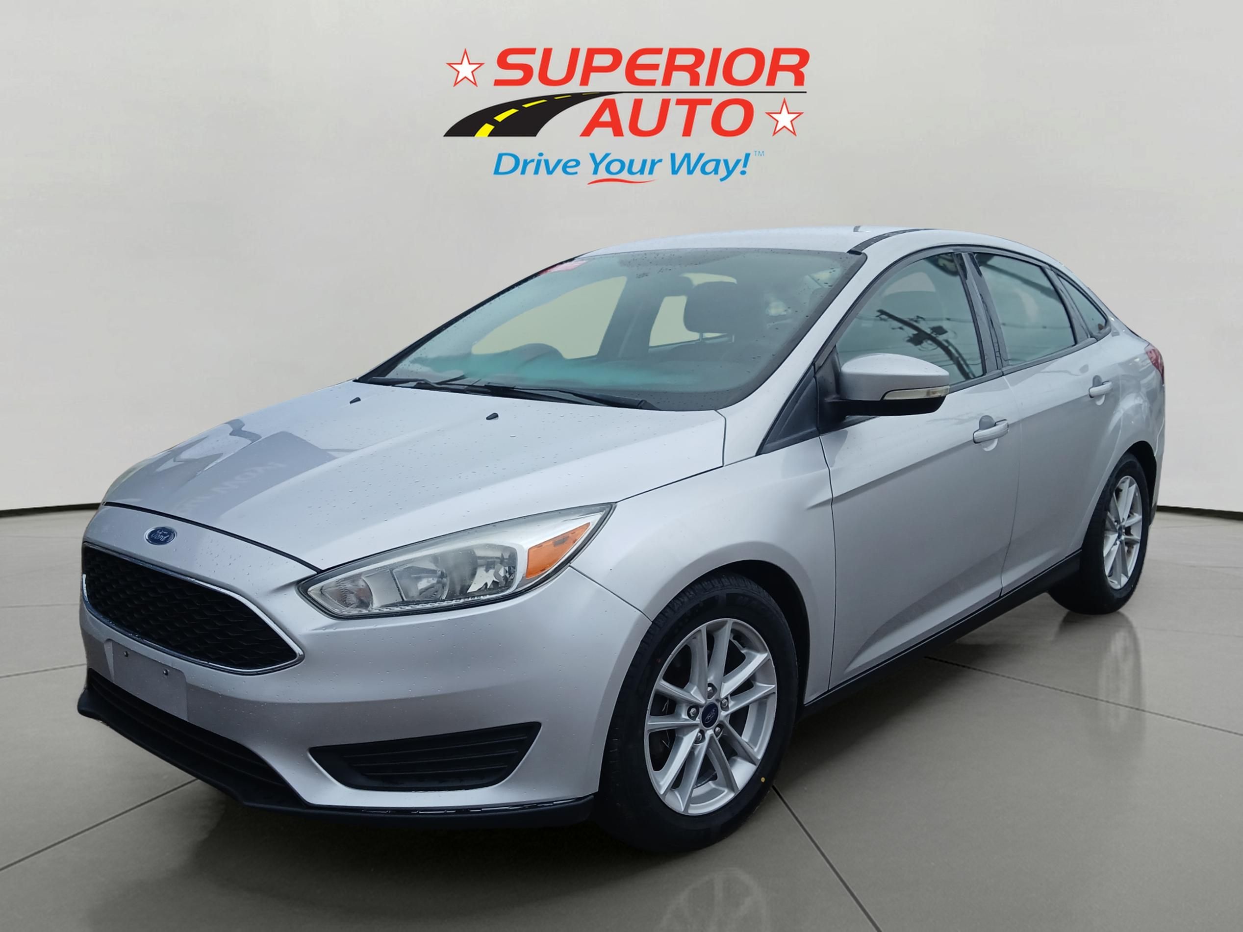 2016 Ford Focus Sedan SE's photo
