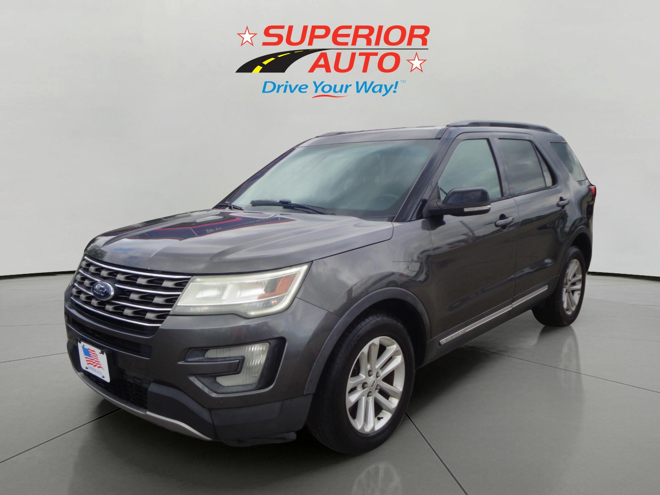 2016 Ford Explorer XLT FWD's photo