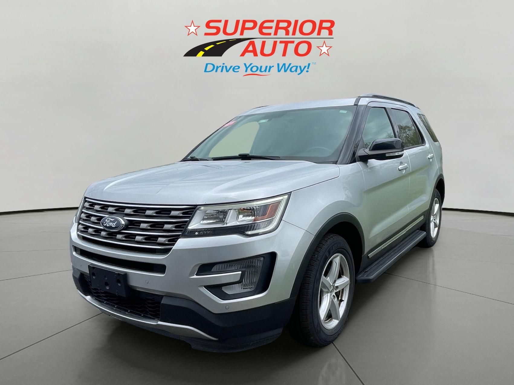 2017 Ford Explorer XLT 4WD's photo