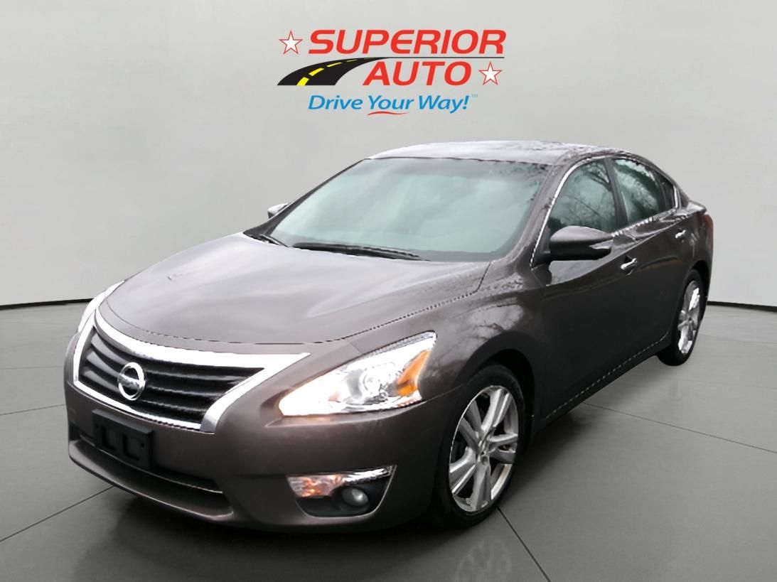 2013 Nissan Altima 3.5 SL CVT's photo
