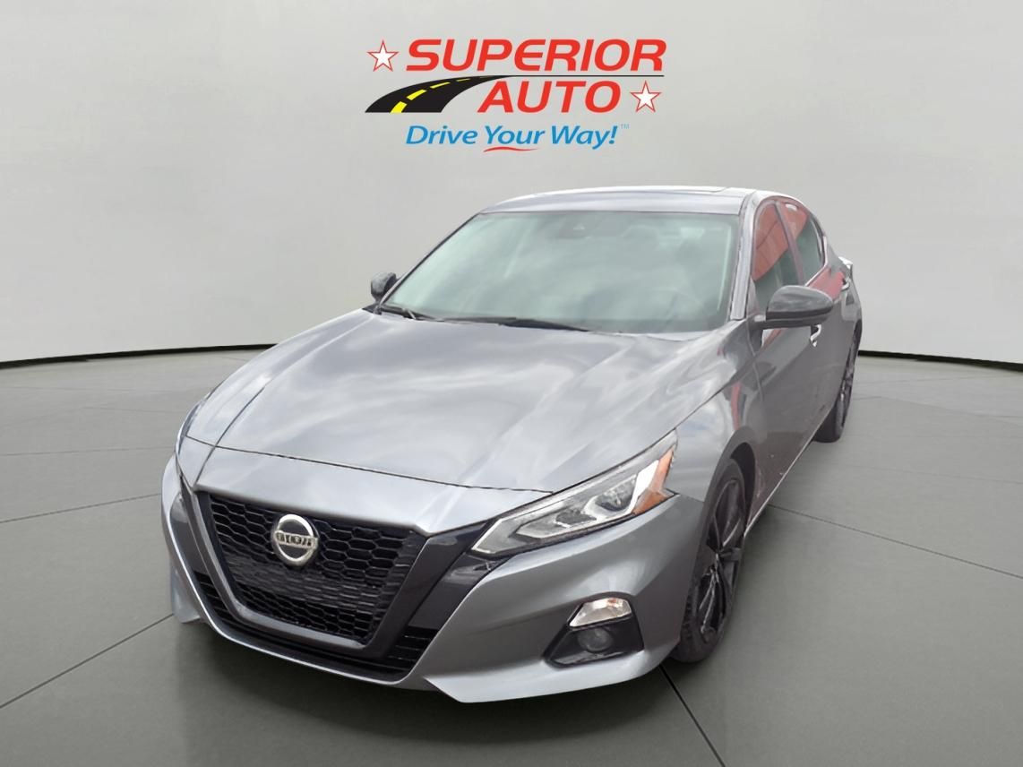 2022 Nissan Altima's photo