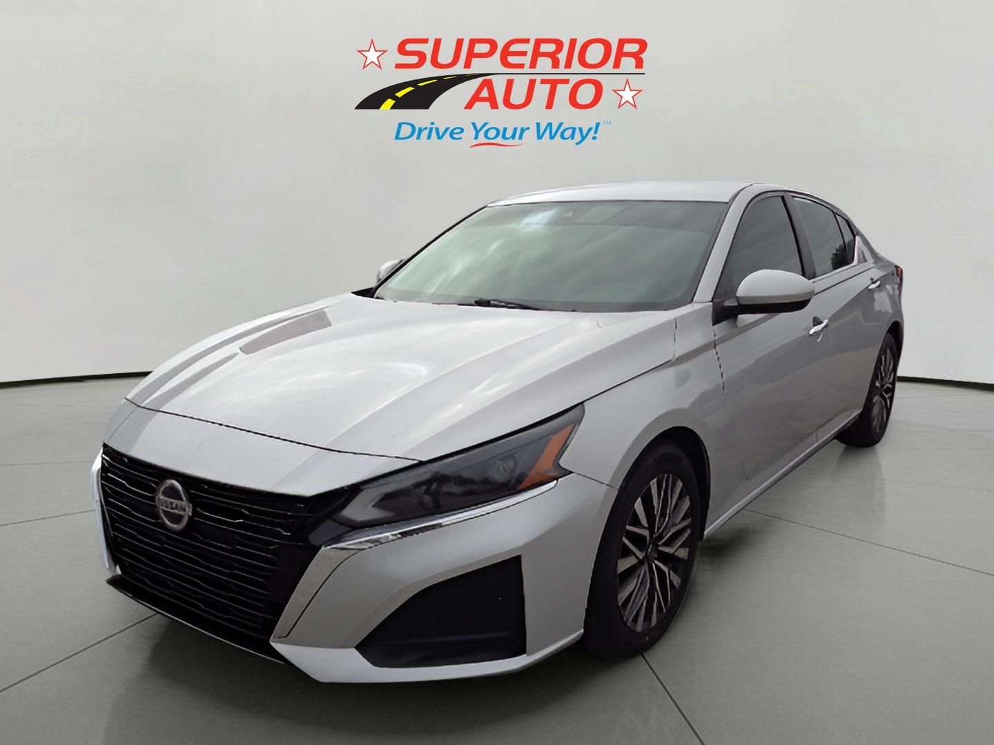 2023 Nissan Altima SV FWD