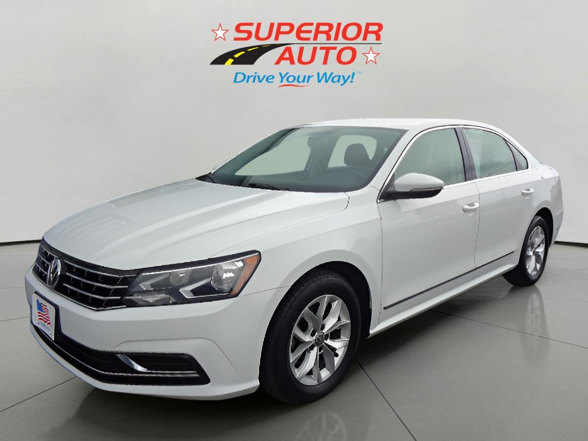 2016 Volkswagen Passat 1.8T S Auto's photo