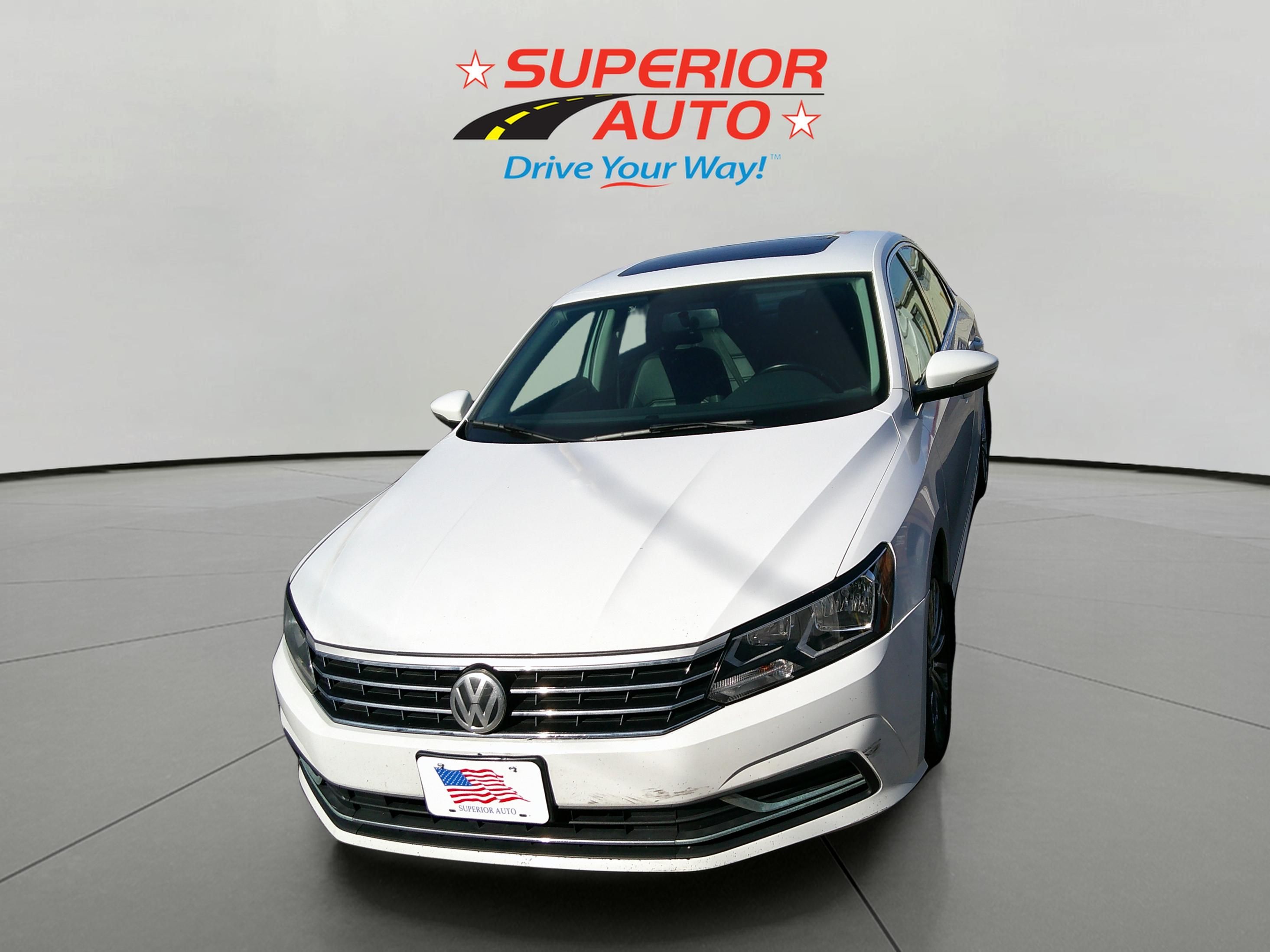 2016 Volkswagen Passat 1.8T SE w/ Techonology Auto PZEV's photo