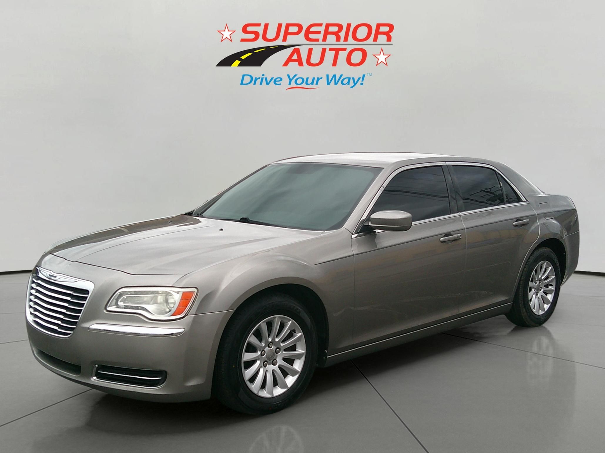 2014 Chrysler 300 -'s photo