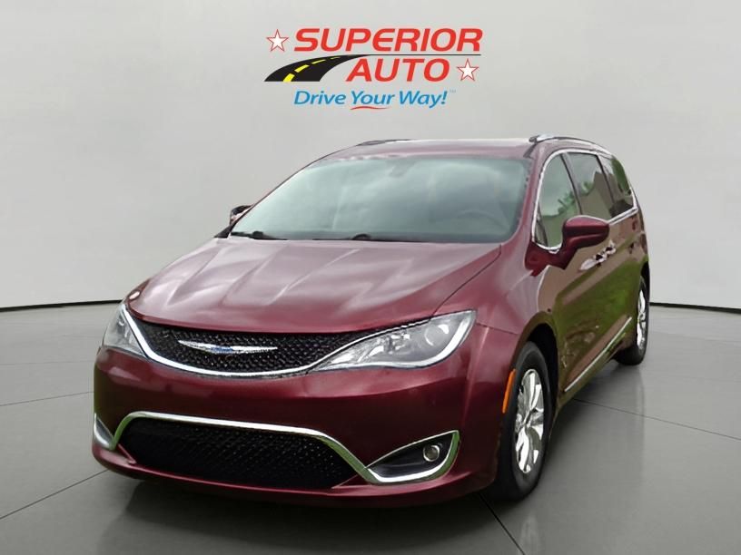 2018 Chrysler Pacifica Touring L's photo