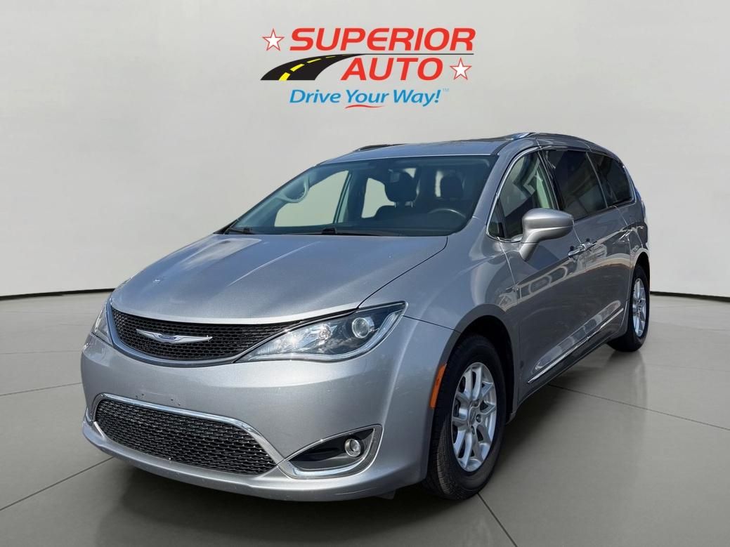 2020 Chrysler Pacifica Touring L's photo
