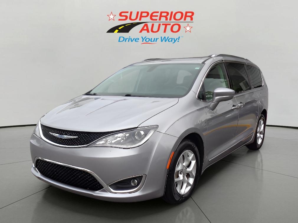 2018 Chrysler Pacifica Touring L Plus's photo