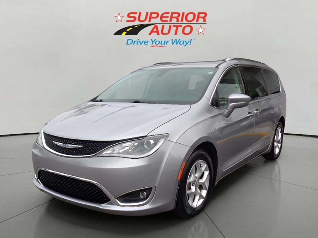 2018 Chrysler Pacifica Touring L Plus's photo