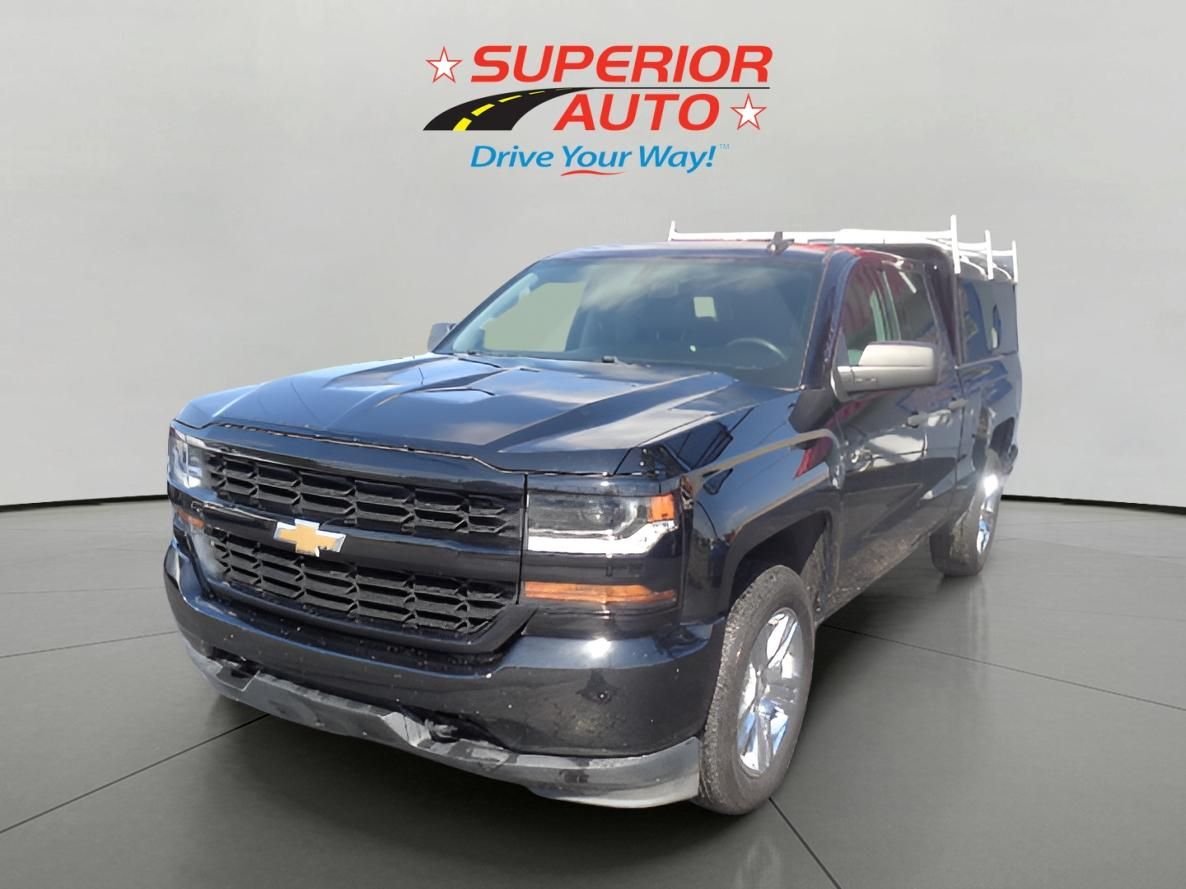 2019 Chevrolet Silverado 1500 Custom 4X4 Double Cab Std Box's photo