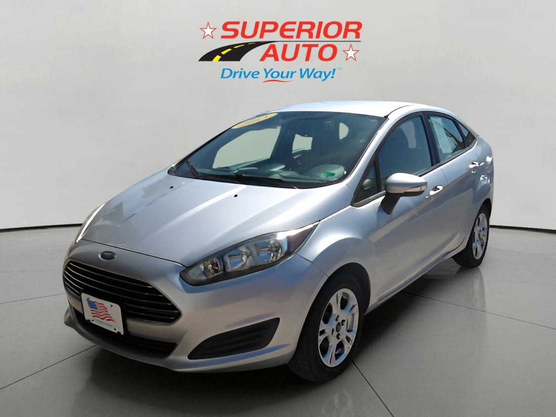 2015 Ford Fiesta SE Sedan's photo