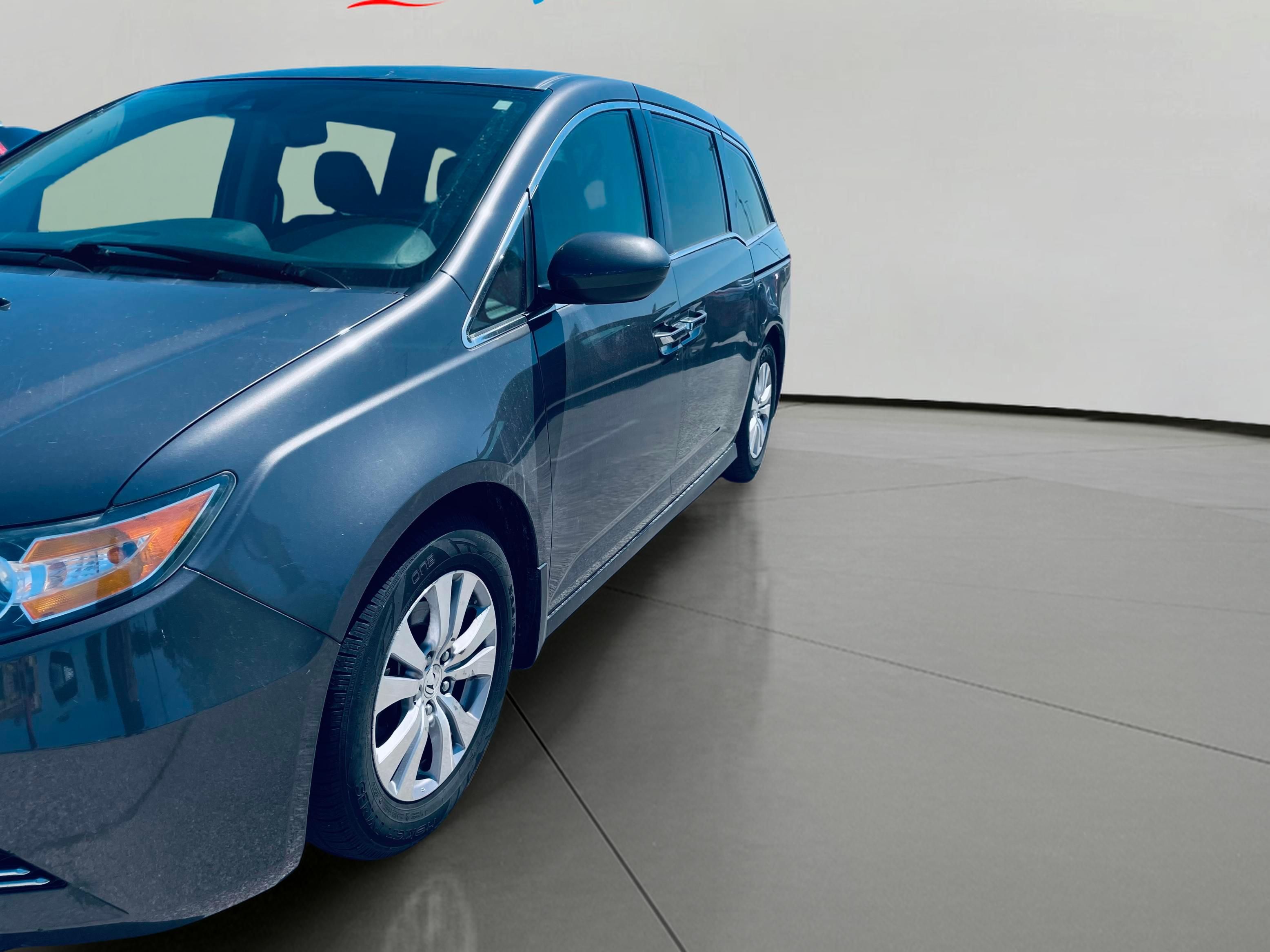 2016 Honda Odyssey EX-L's photo
