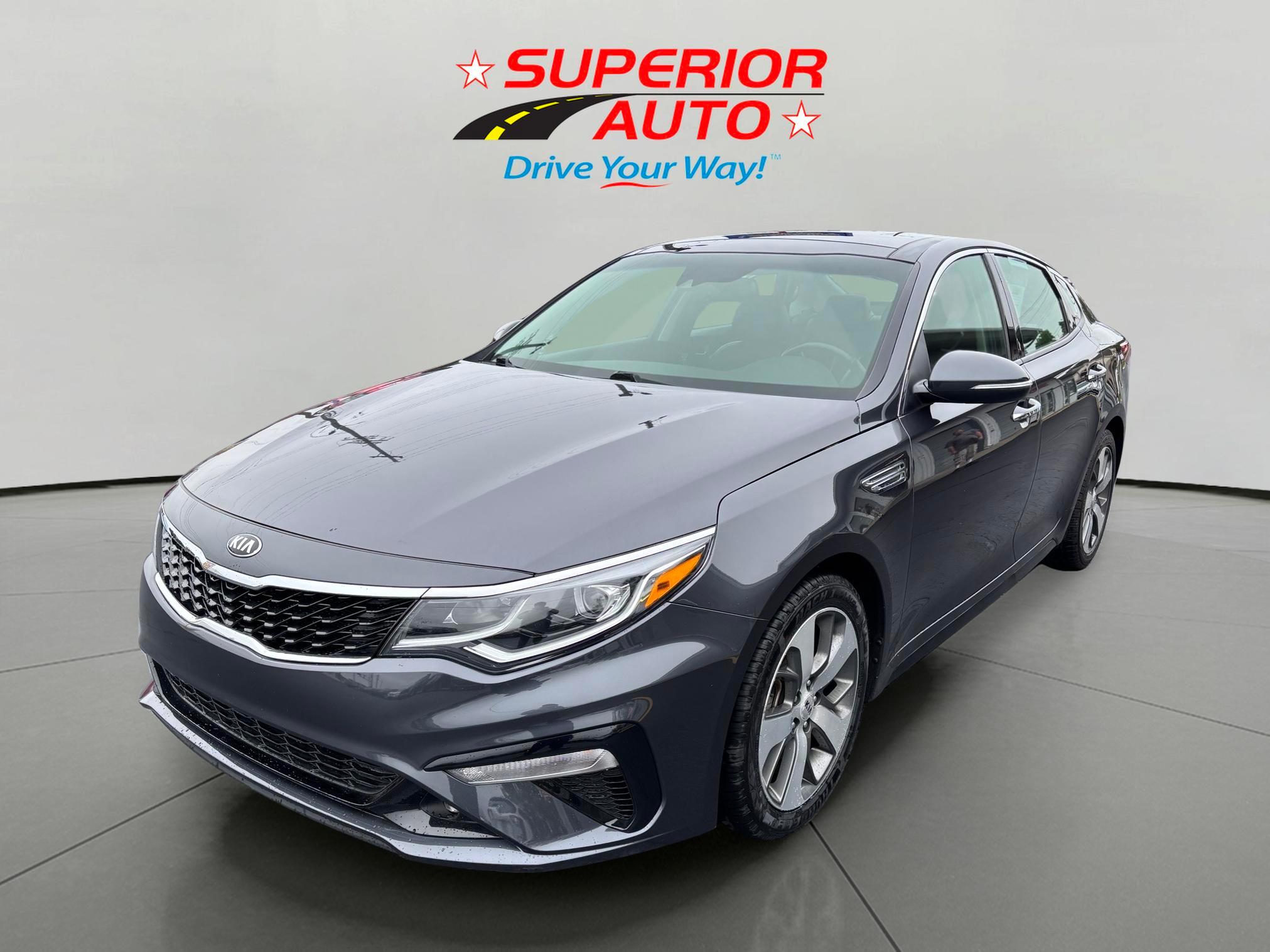 2019 Kia Optima S AT's photo