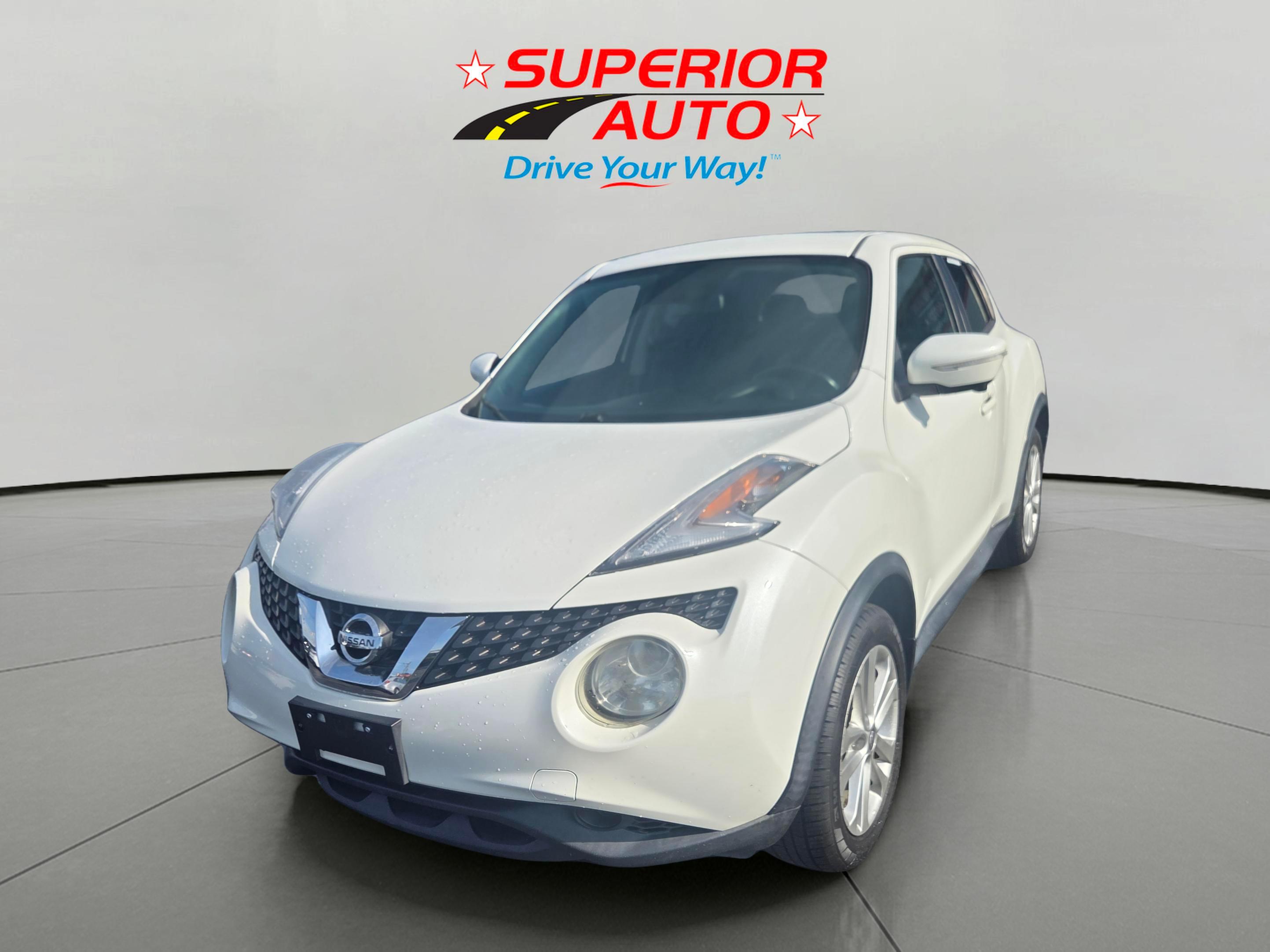 2015 Nissan Juke SV FWD CVT's photo