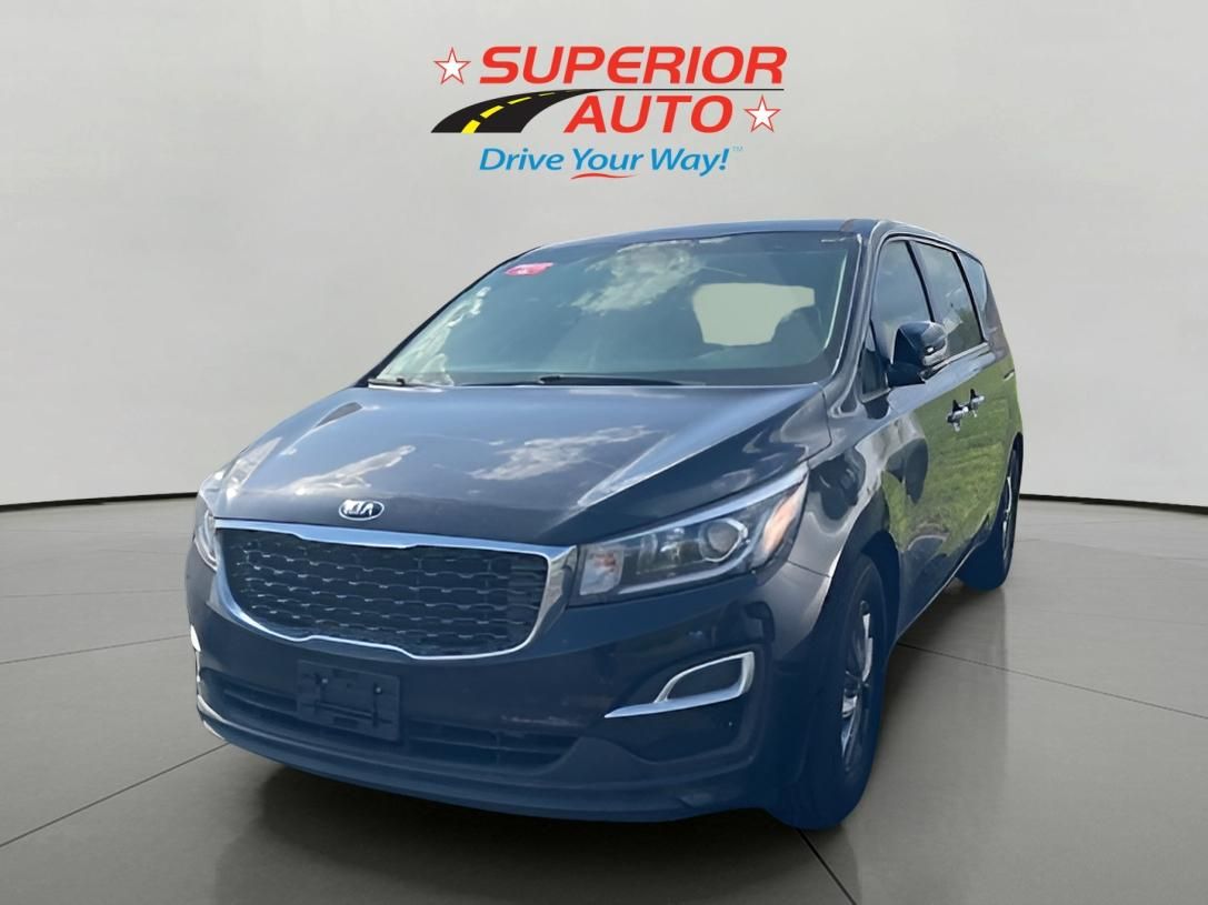 2020 Kia Sedona LX's photo