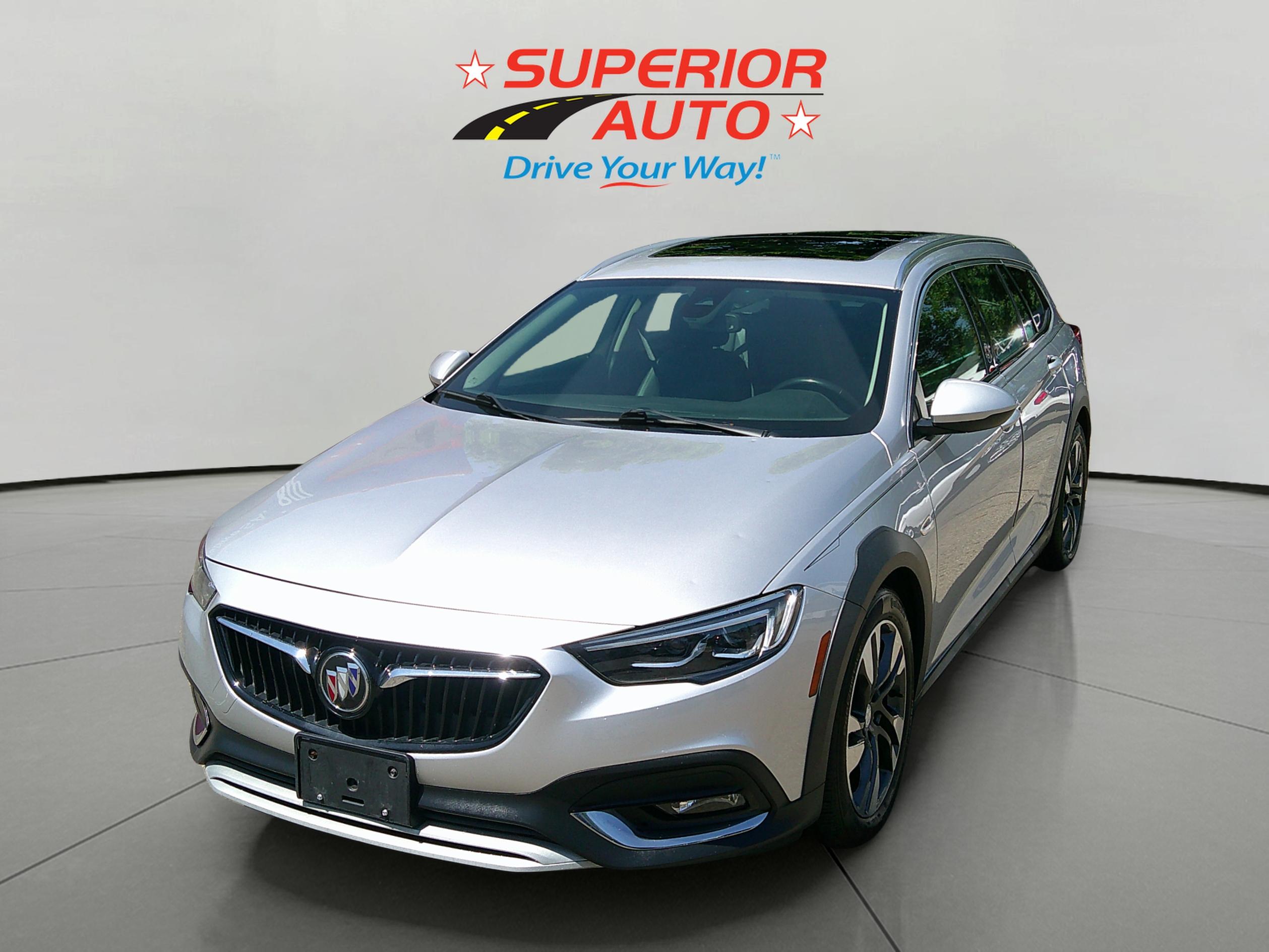 2018 Buick Regal Essence AWD's photo