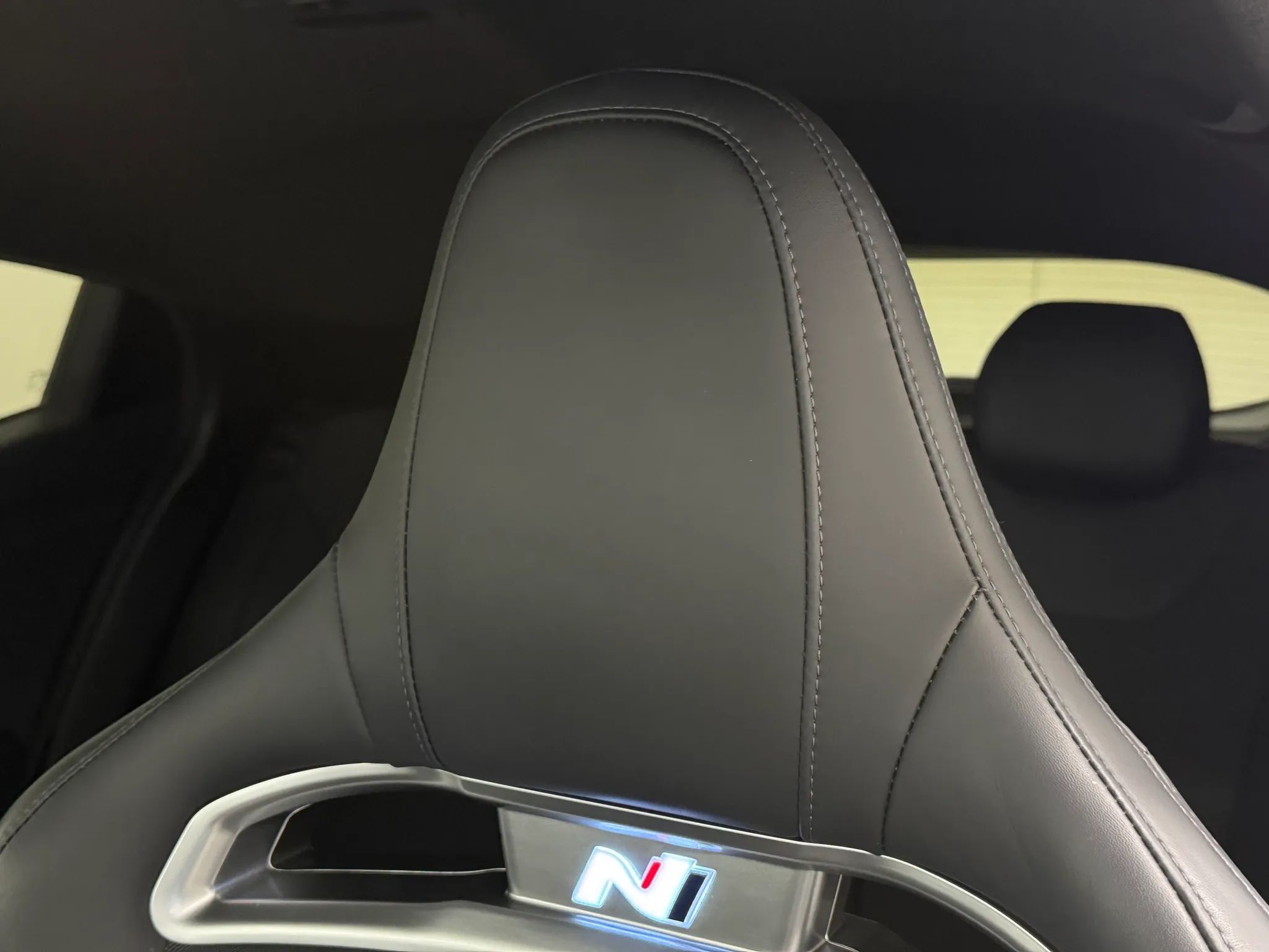 2022 Hyundai Veloster 14
