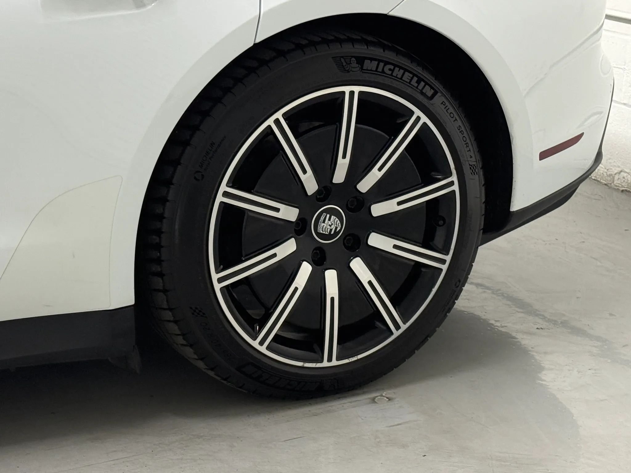 2021 Porsche Taycan 47