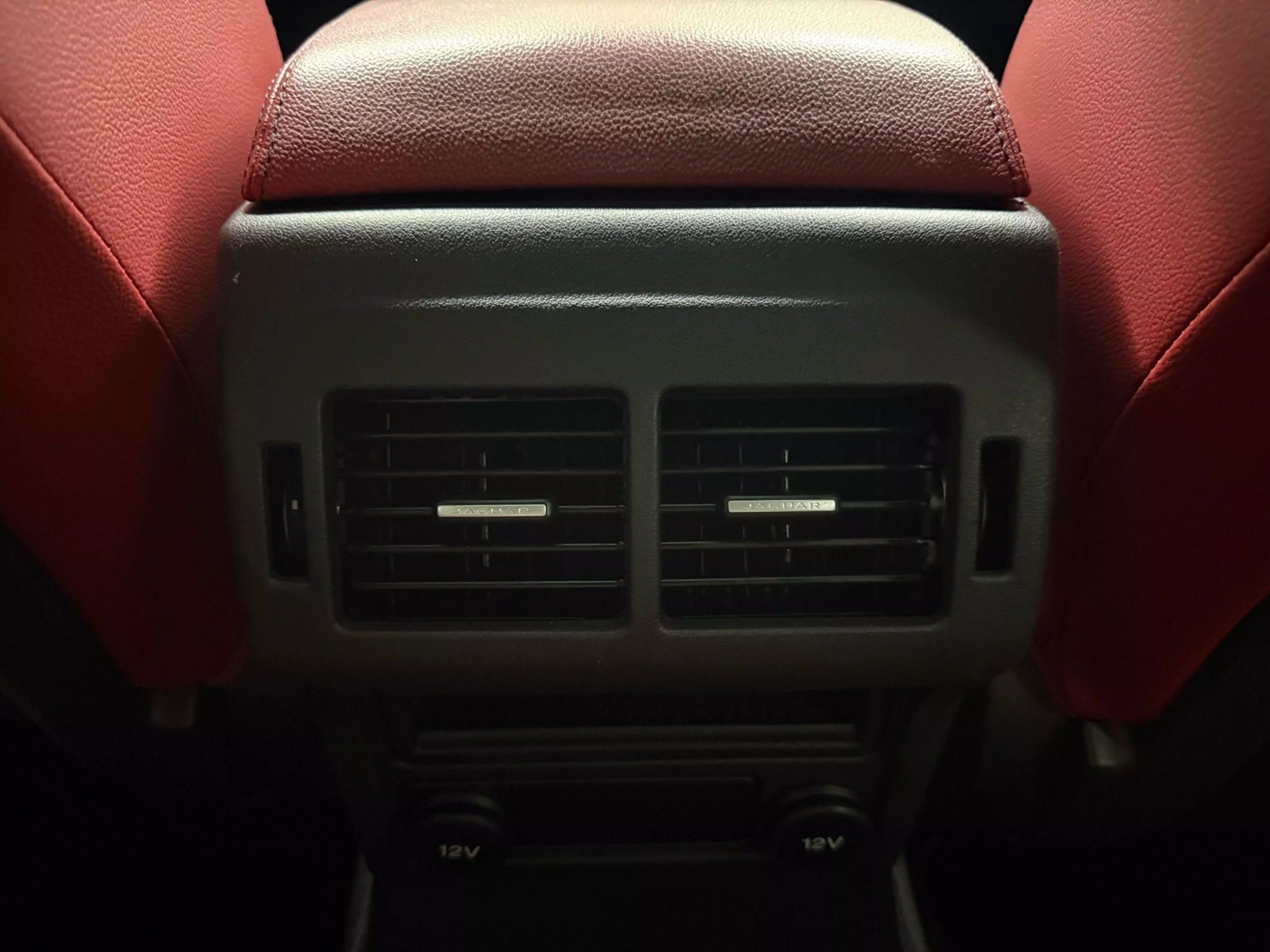 2018 Jaguar XF S - Photo 23