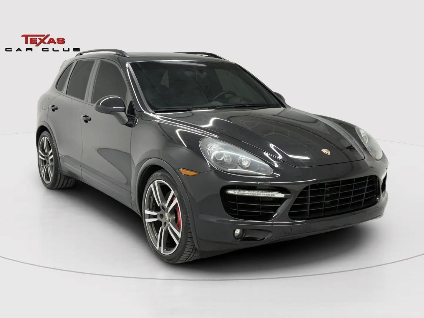 2013 Porsche Cayenne Turbo's photo