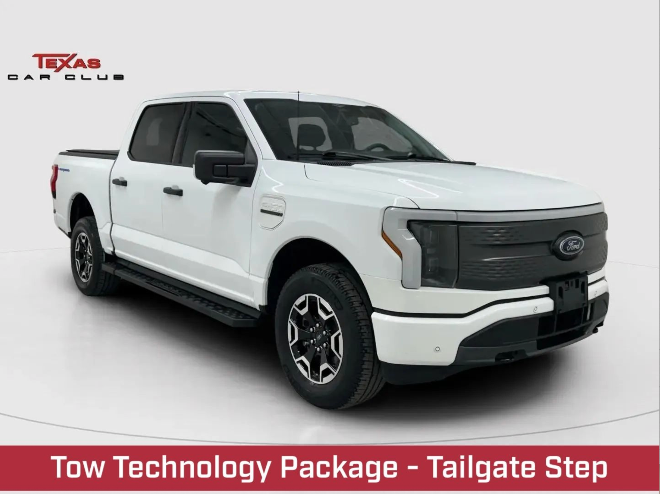 White 2023 Ford F-150 Lightning XLT SuperCrew AWD Pickup Truck All-Wheel Drive Automatic