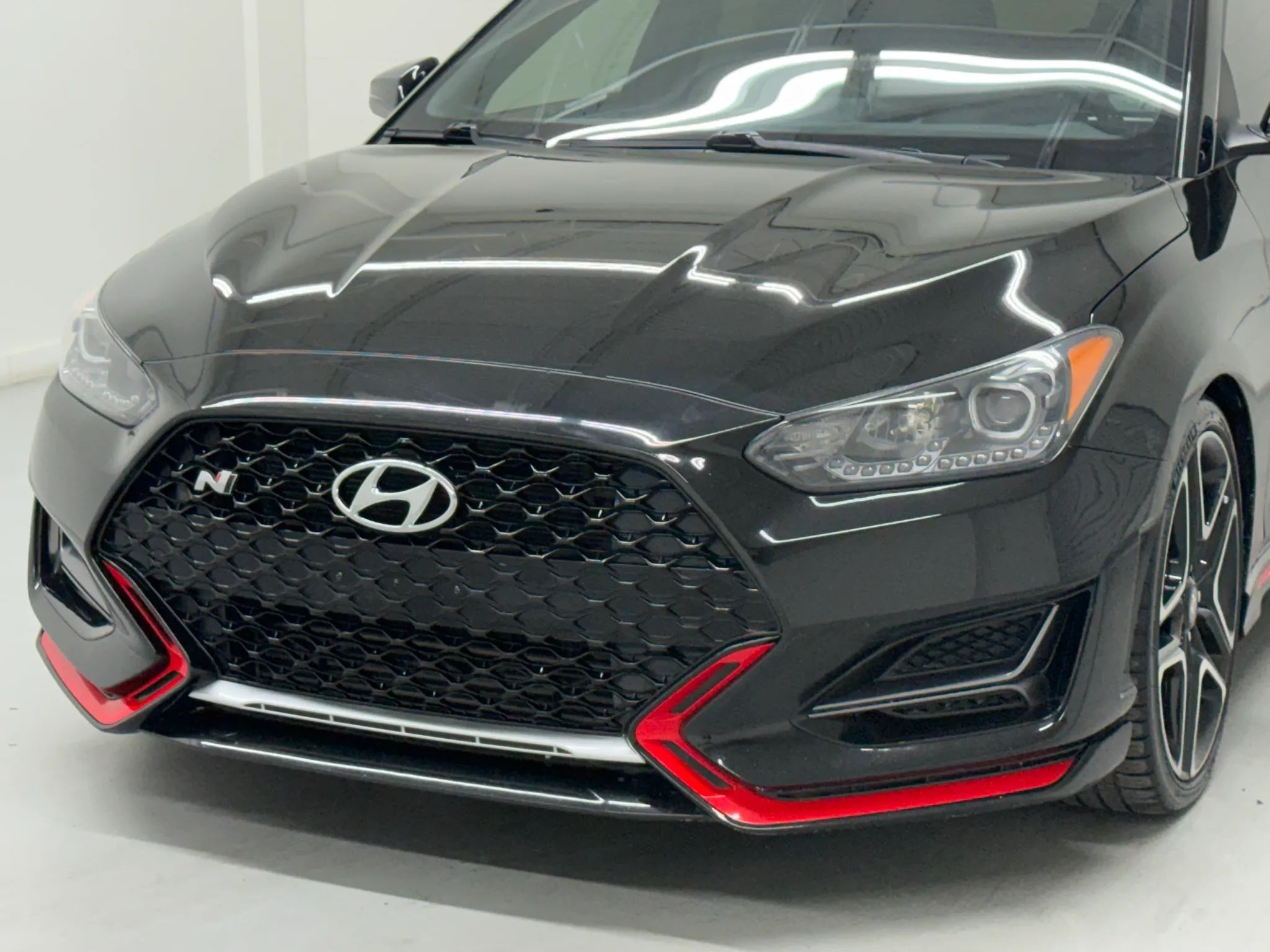 2022 Hyundai Veloster 38