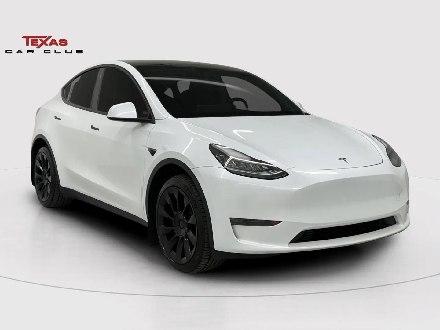 2023 Tesla Model Y Long Range's photo