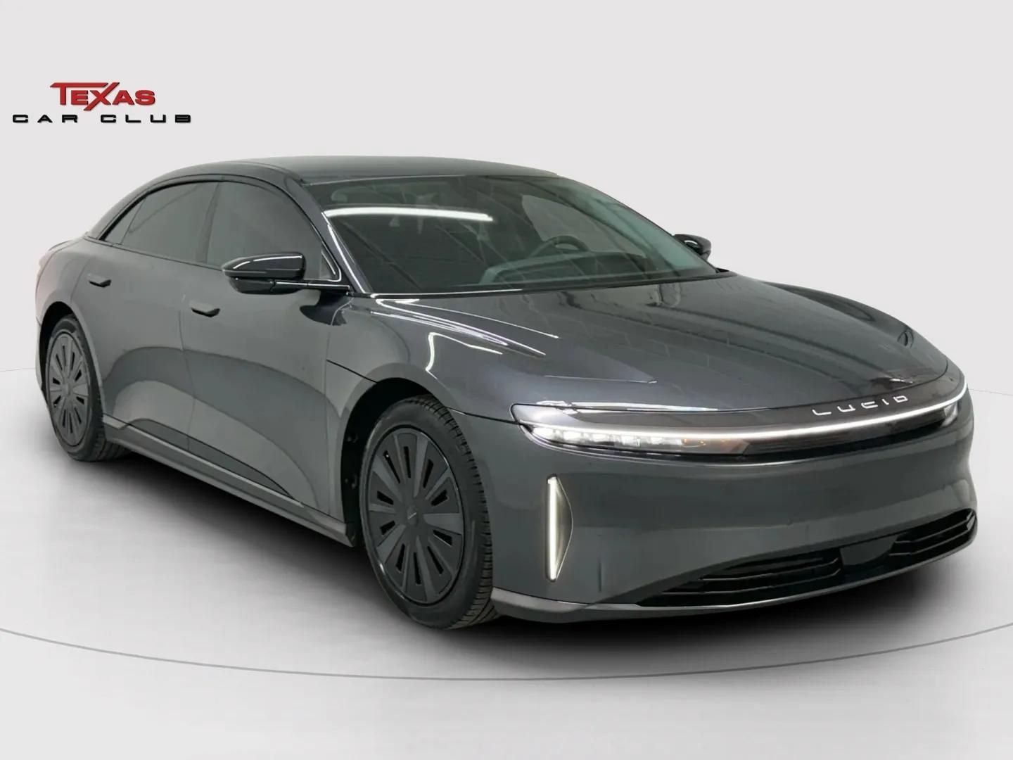 2025 Lucid Air Touring's photo